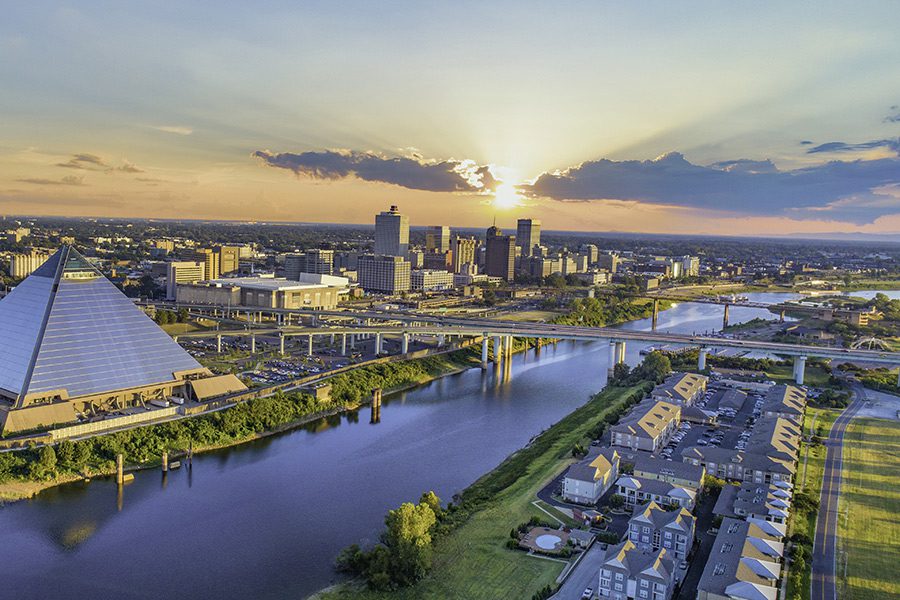 Memphis, TN Insurance - Beautiful View of Memphis and the Mississippi River at Dusk